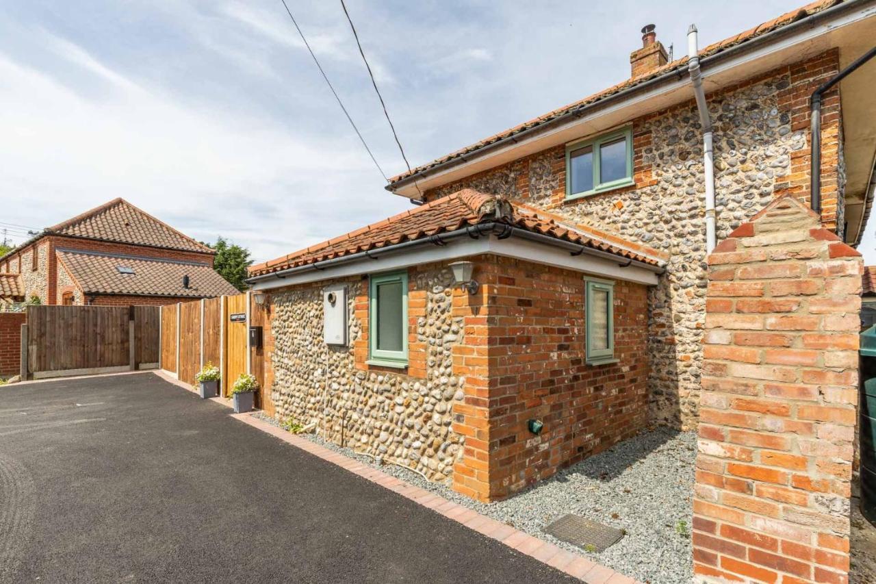 Host & Stay - Sand Pit Cottage Thorpe Market Buitenkant foto